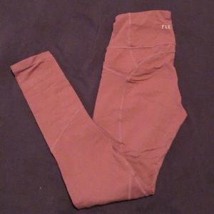 Flexxfit blush leggings with pockets